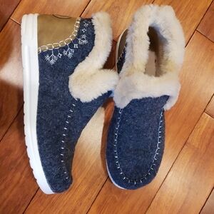 Fashion boots Blue, white and tan fashion boots